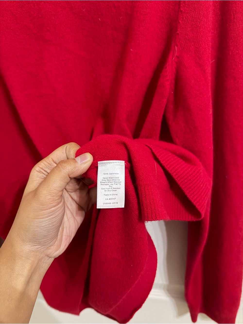 Talbots 100% Cashmere Pure Cashmere Red Long Sleeve Sweater Holidays Christmas - Picture 7 of 9